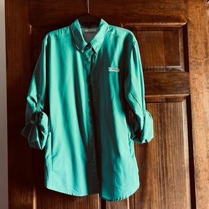 Women’s long sleeve Columbia PFG shirt